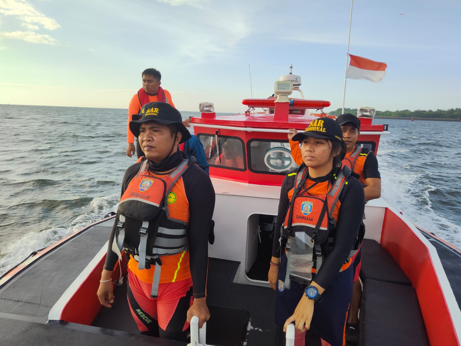 podiumnews.com-Kapal Yacht Mati Mesin di Selat Badung 