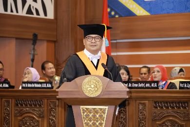 podiumnews.com-Prof Gede Wahyu: Diplomat Masih Ujung Tombak Negara
