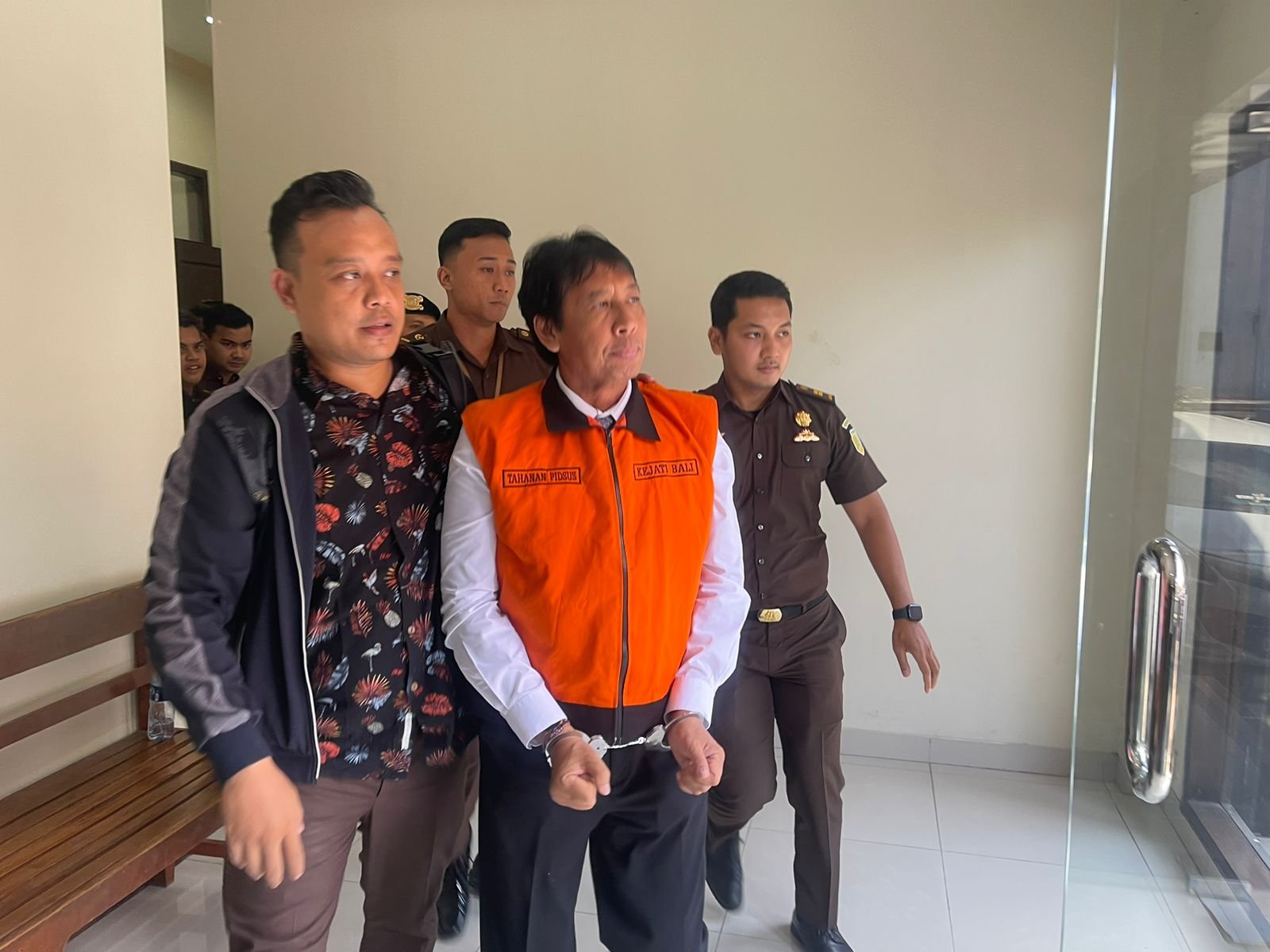 podiumnews.com-Kasus SPI Unud, Negara Rugi 335 Miliar Lebih