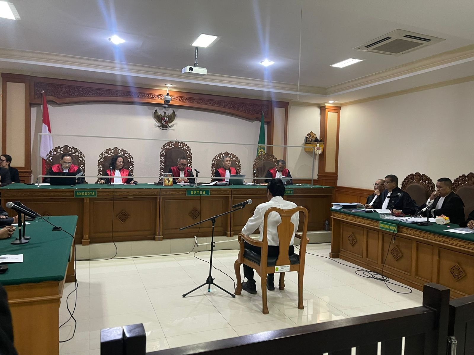 podiumnews.com-Ungkap Mahasiswa Titipan Oknum Penegak Hukum 
