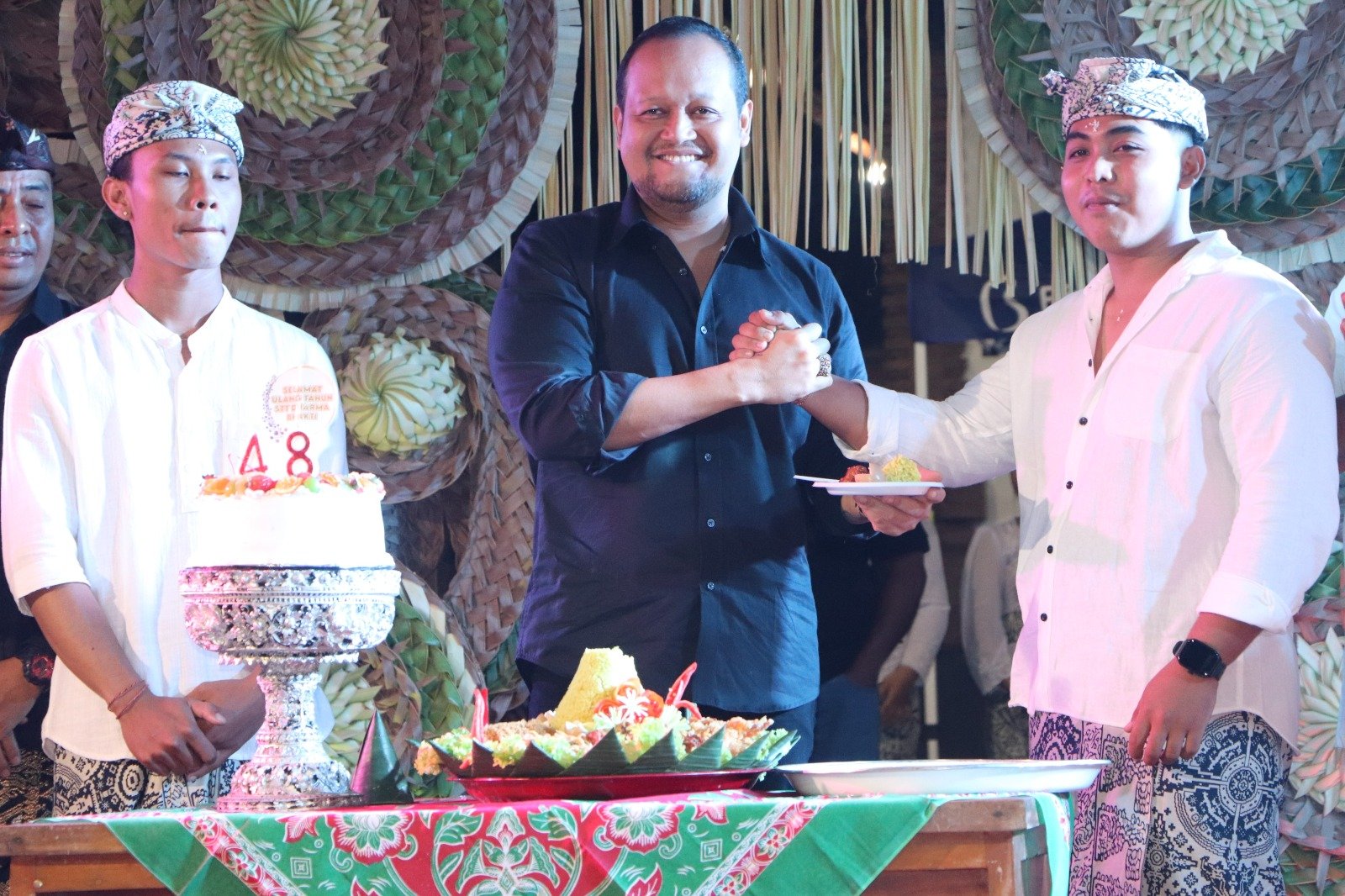 podiumnews.com-Wabup Badung Ajak ST Dharma Bhakti Majukan Banjar